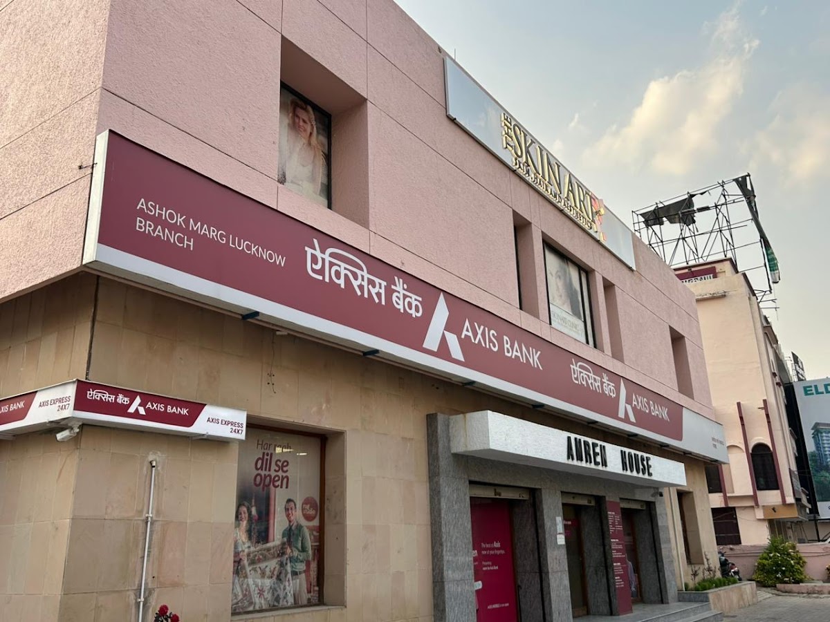 Axis Bank ATM