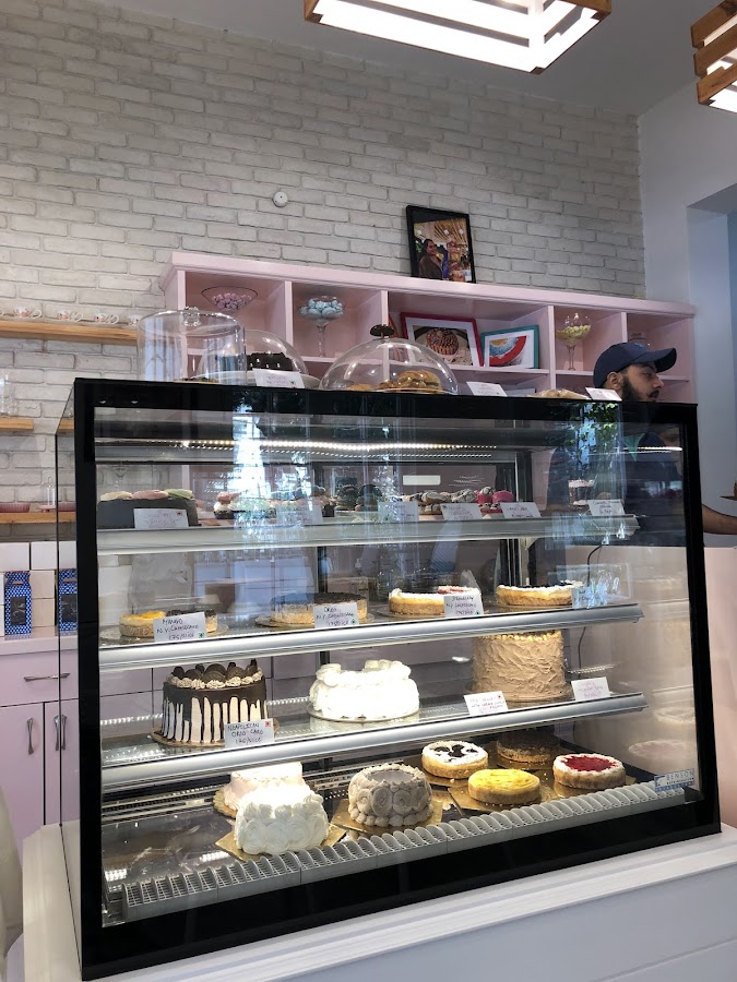 Mouth Wide Shut | The Cake Shop