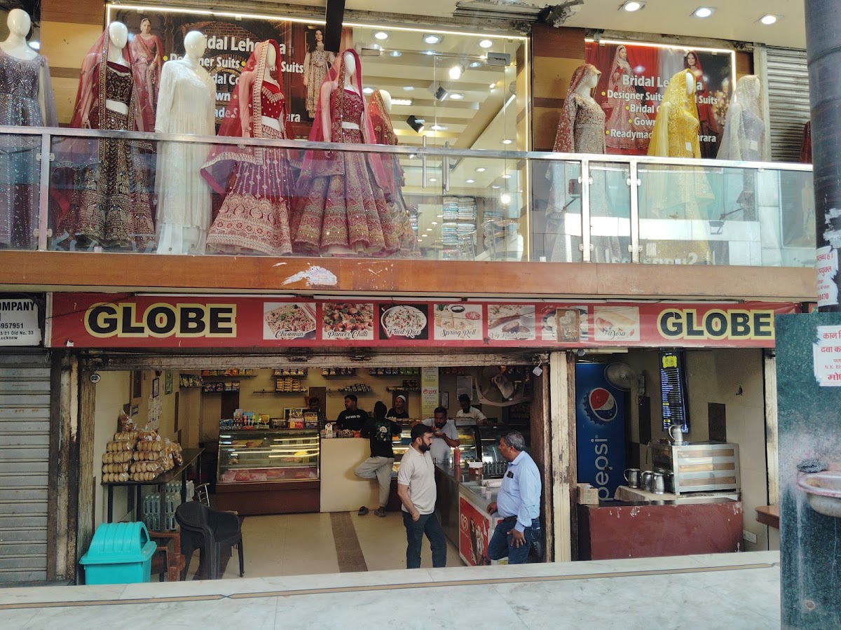 Globe Bakers and cafe