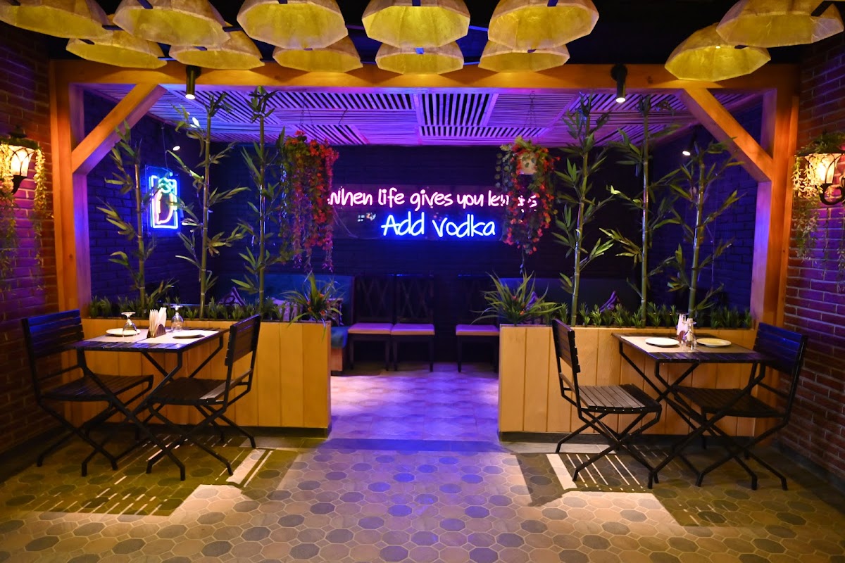 Limone Lounge
