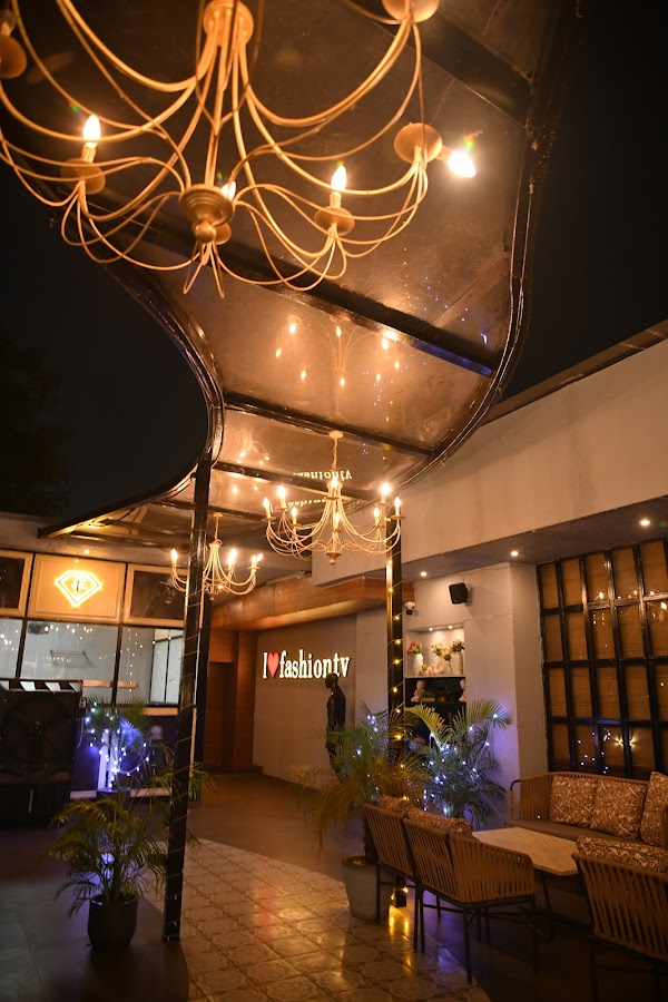 Fashion TV Diner