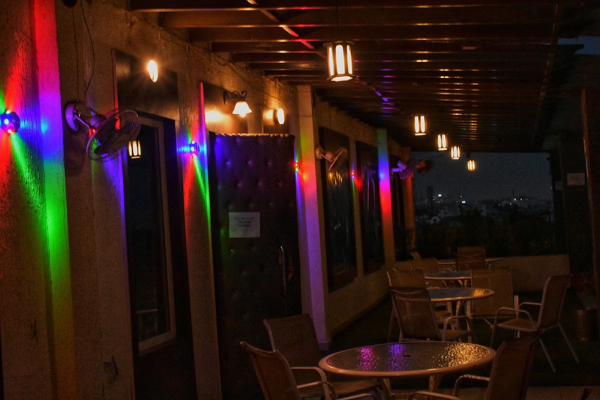Canaria Restro Lounge