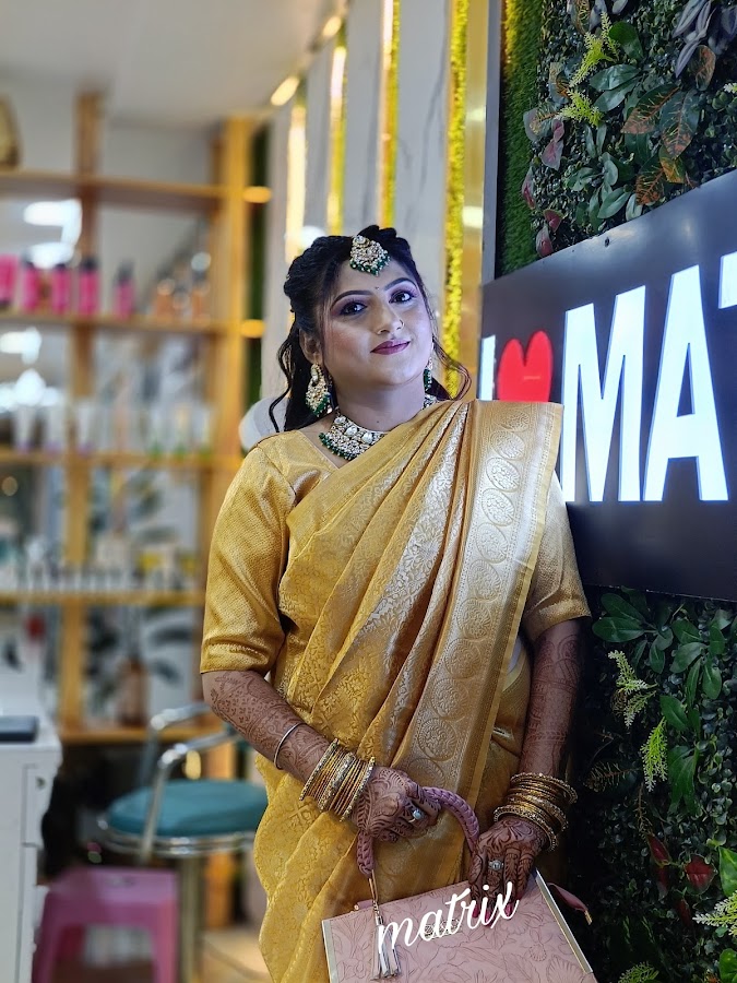 Matrix Unisex Salon & Academy Hair & Beauty - Beauty Parlour in Alambagh, 