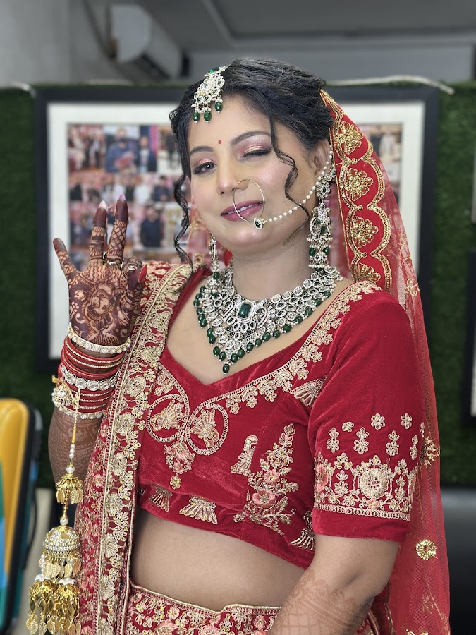 Styling Scissors Salon - Beauty Parlour in Alambagh, 
