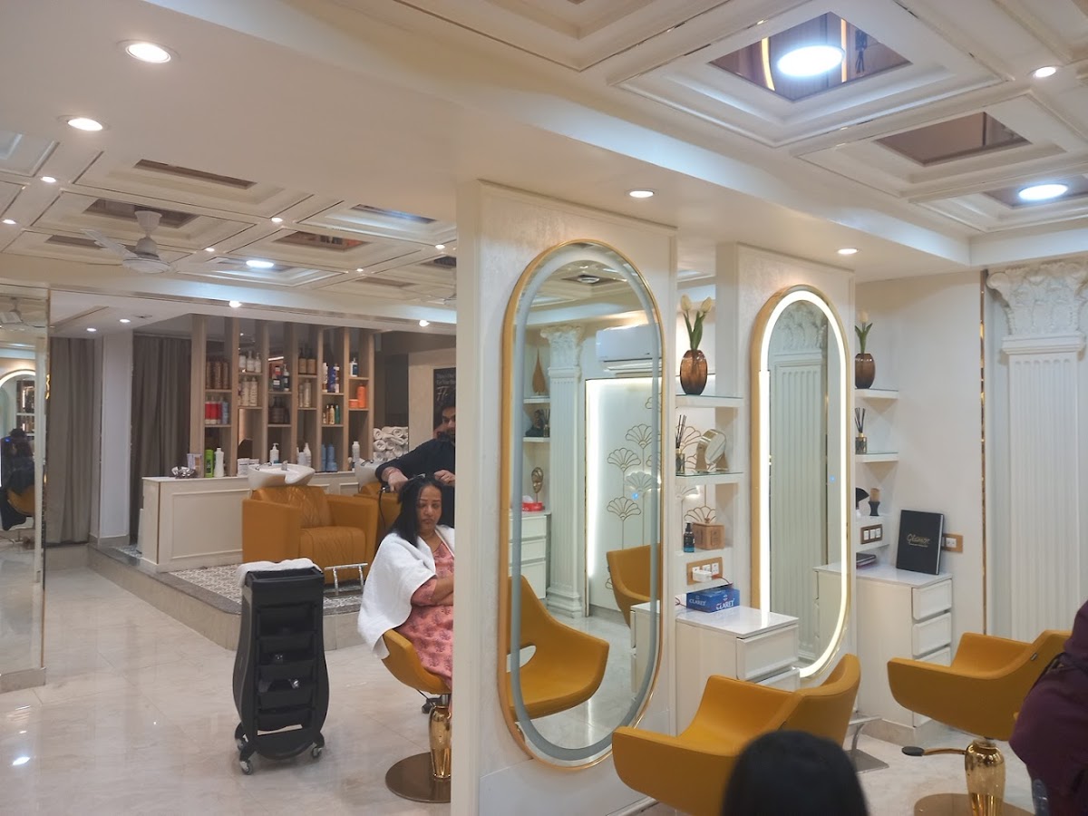 Simran Sahni Glamor Zone - Beauty Parlour in Butler Colony, 