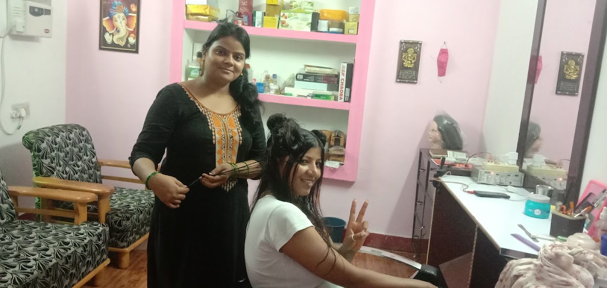 Rich Beauty Salon - Beauty Parlour in Surya Nagar, 