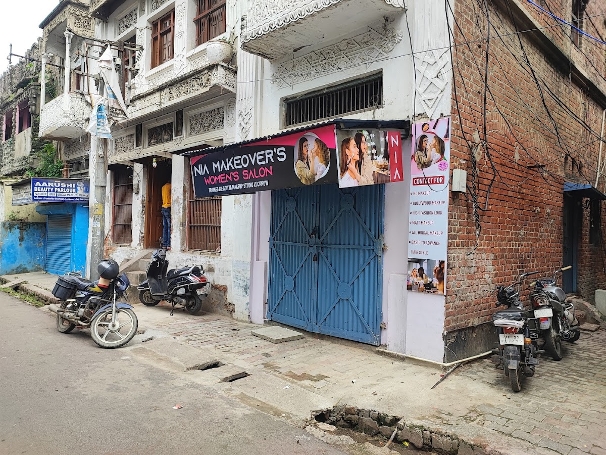 Nia Makeovers Women Salon - Beauty Parlour in Charbagh, 