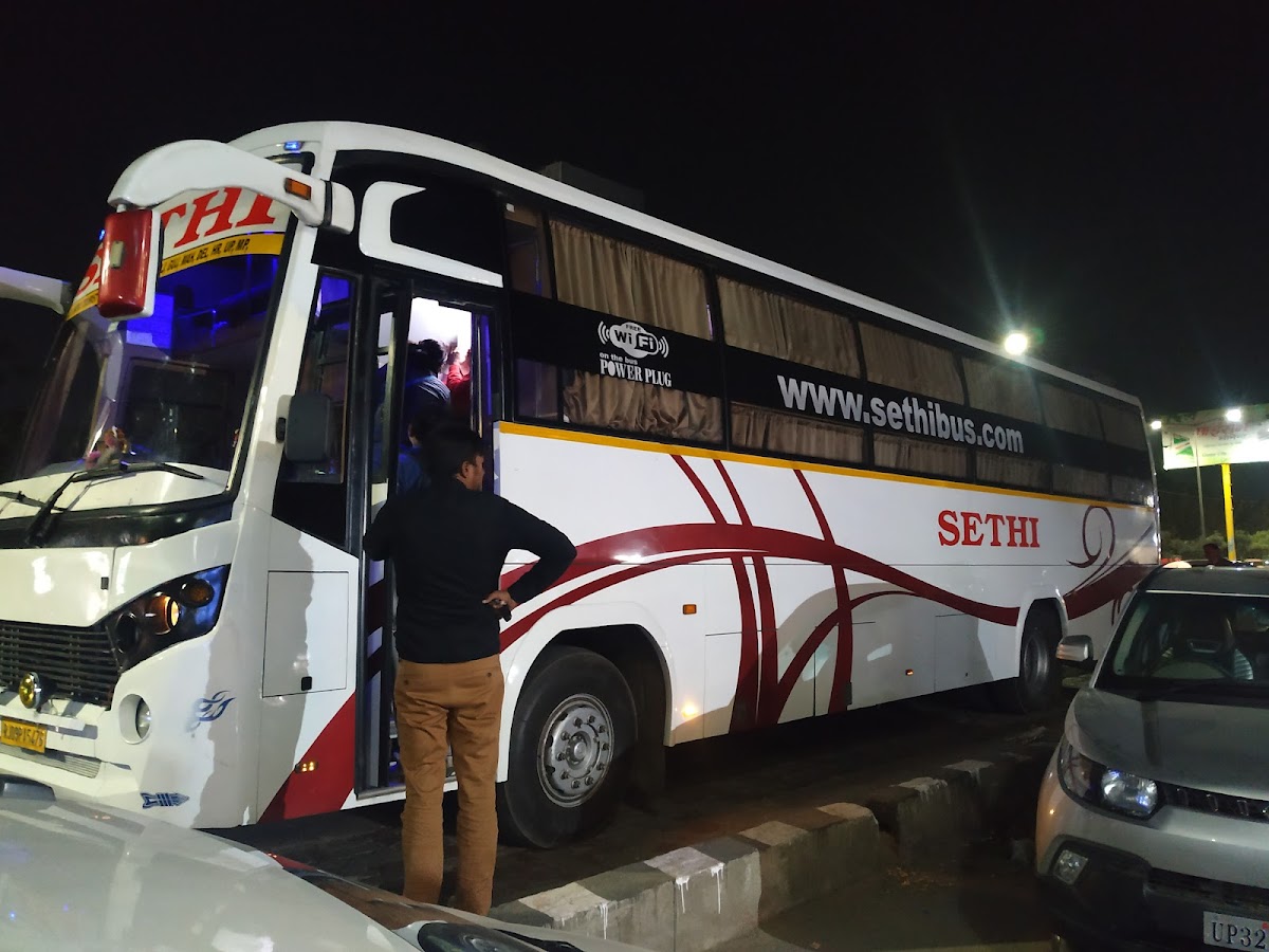 Sethi Yatra Company - Bus Service in Alambagh, 