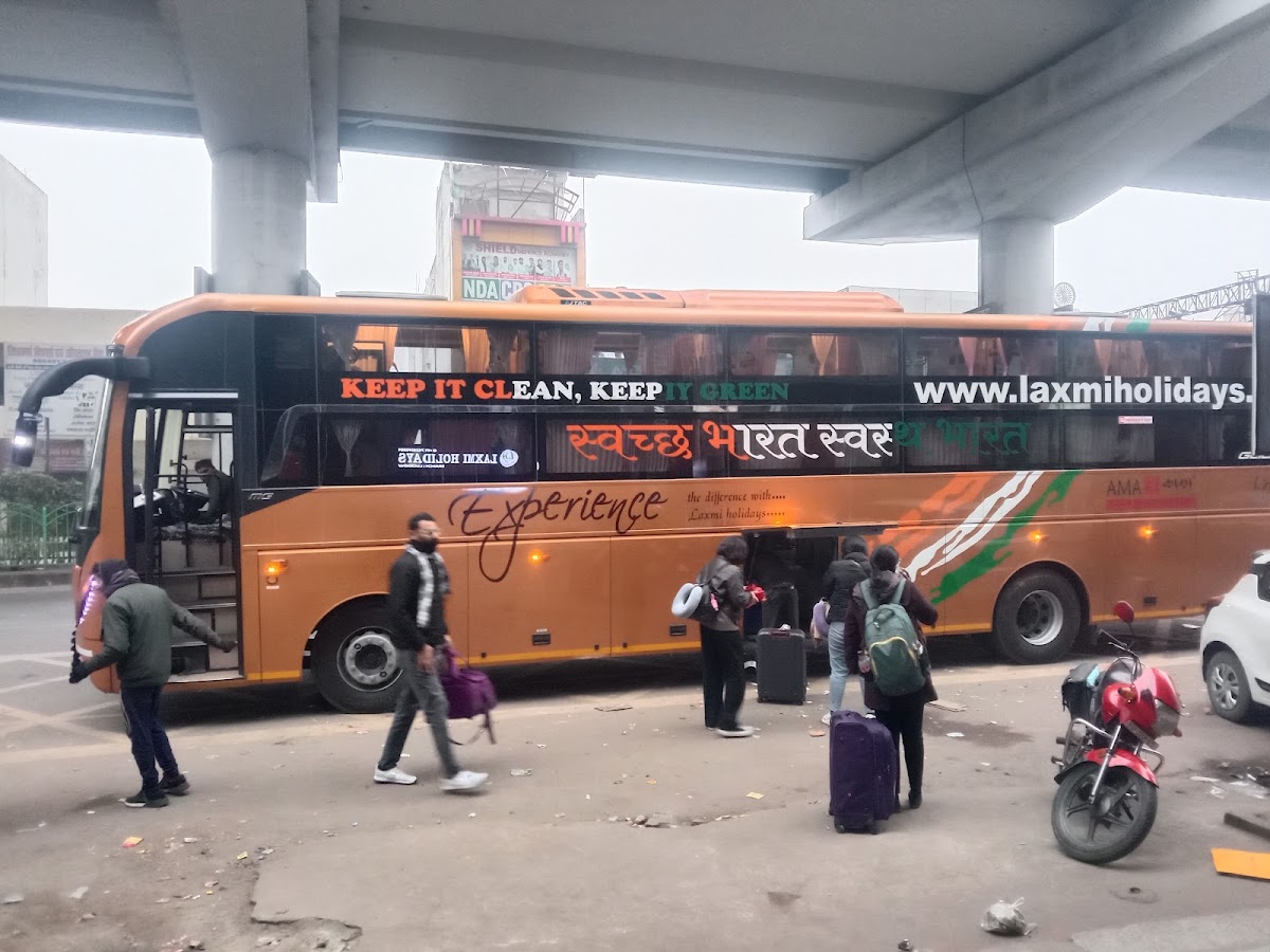 Laxmi Holidays - Lounge Lucknow - Bus Service in Alambagh, 