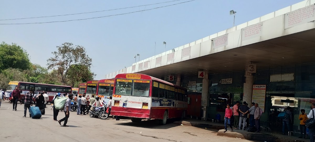 Qaiserbagh Bus Stand (Sitapurside) - Bus Service in Kaiser Bagh, 