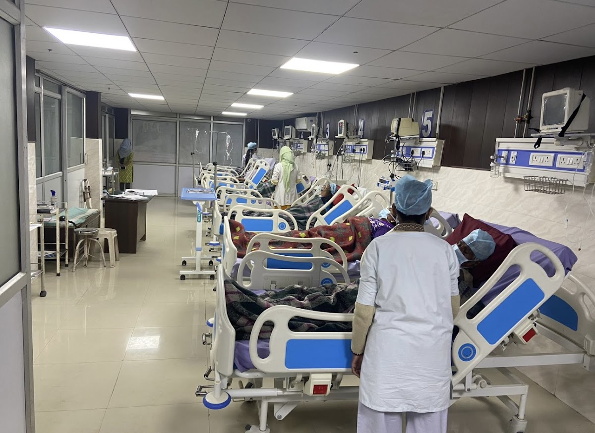 Famous Hospital - Hospital in Madiyanva, 