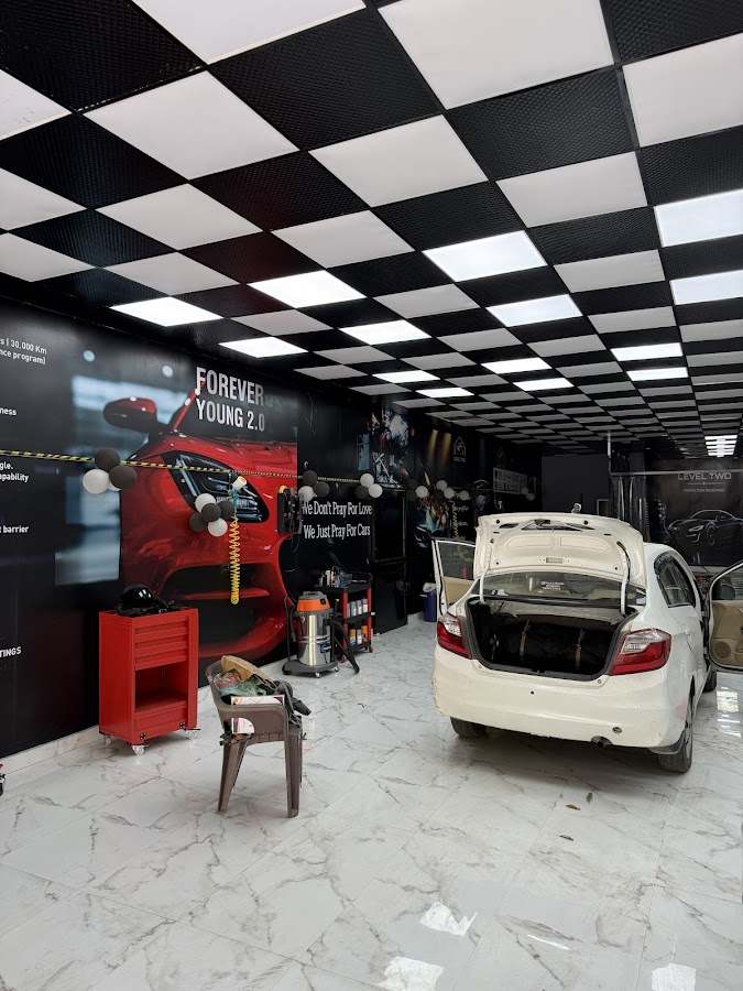 Level Two Car Detailing Factory