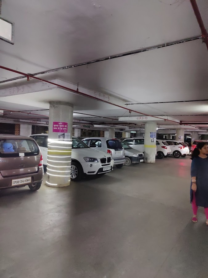 Multi Level Parking - Hazratganj
