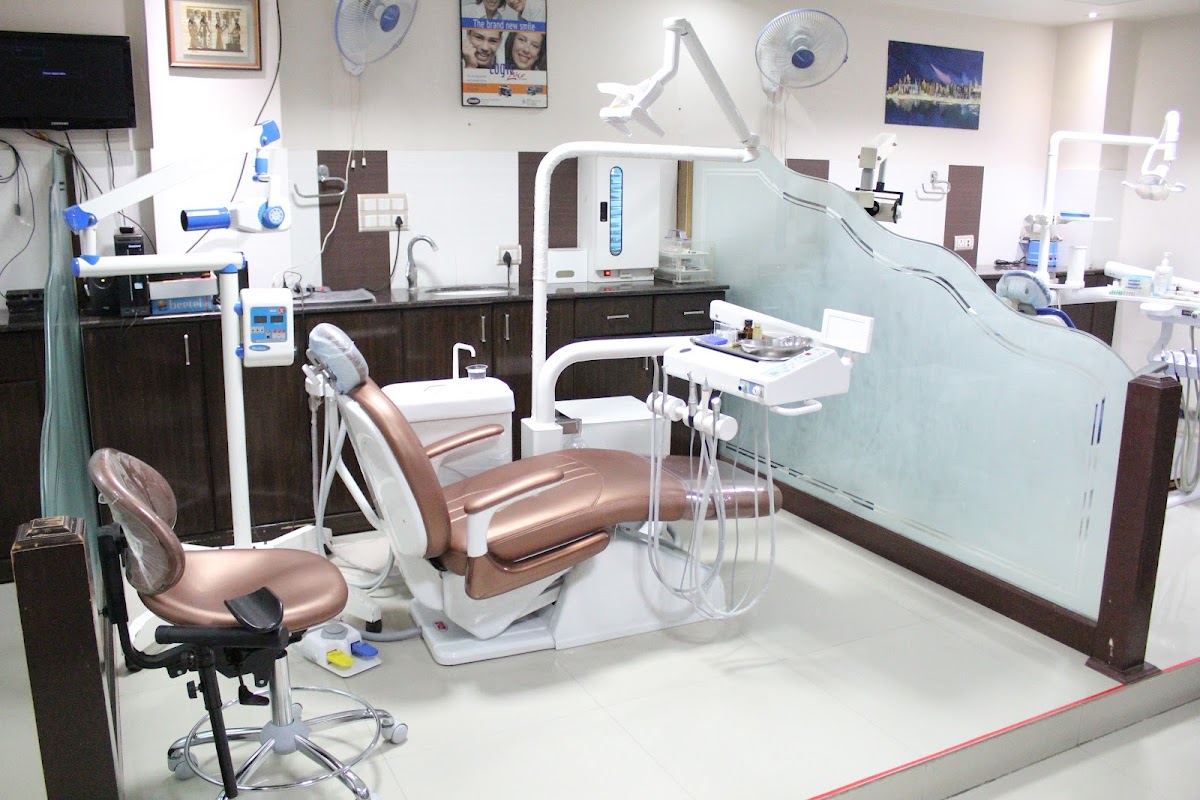 Aakriti Dental Clinic