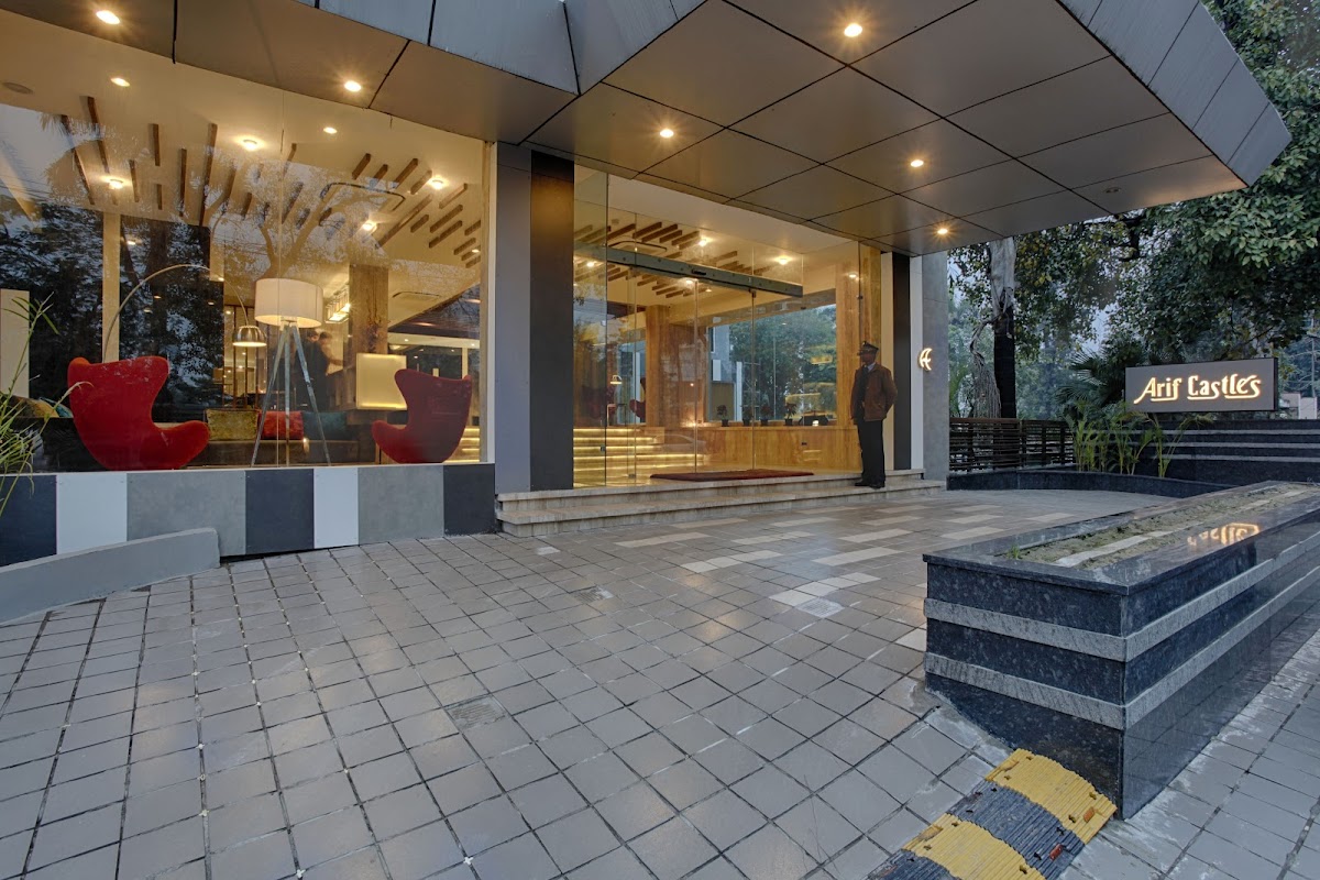 Hotel Arif Castles