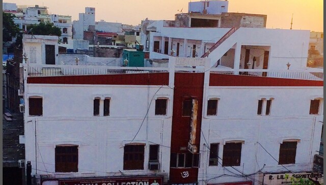 POP Hotel Lila