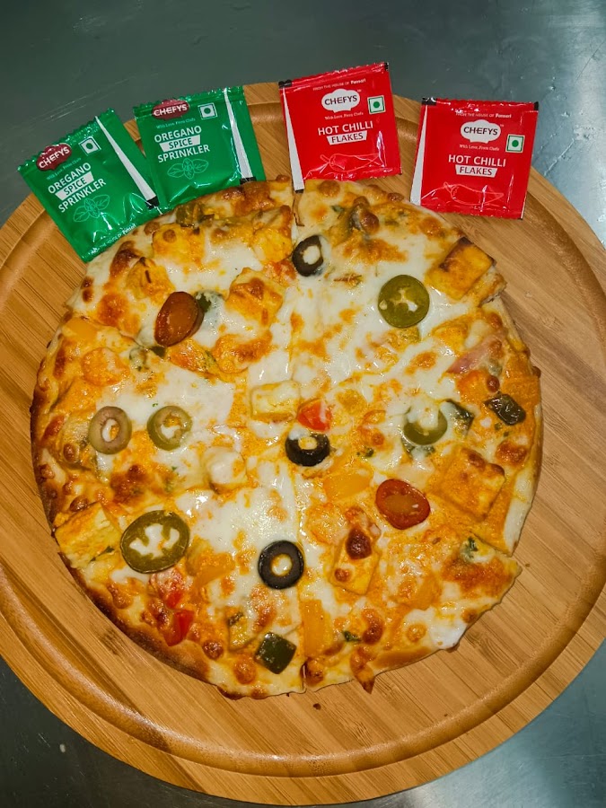 Crafted Curry Pizza