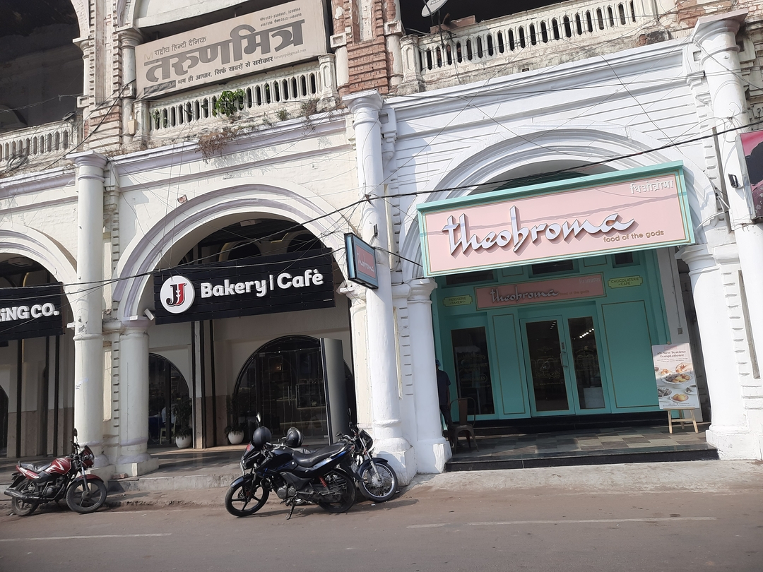 Theobroma Bakery and Cake Shop - Hazratganj