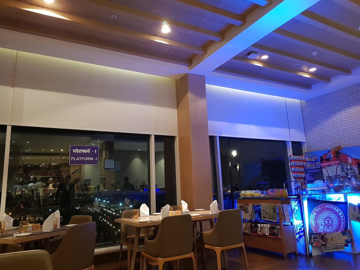 L - 14 - All Day Dining And Takeaway - Restaurant in Gomti Nagar, 