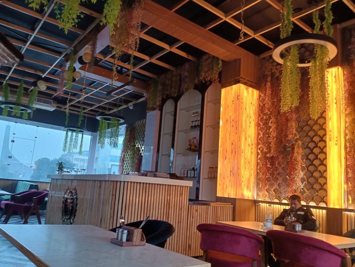 Sicily Café Hazratganj - Cafe / Coffee Shop / Tea in Hazratganj, Lucknow