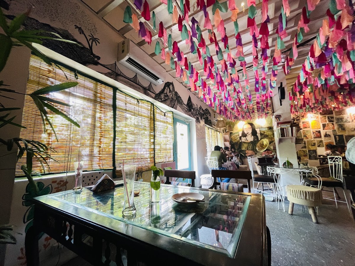 Cafe 1991 - Cafe / Coffee Shop / Tea in Gomti Nagar, Lucknow