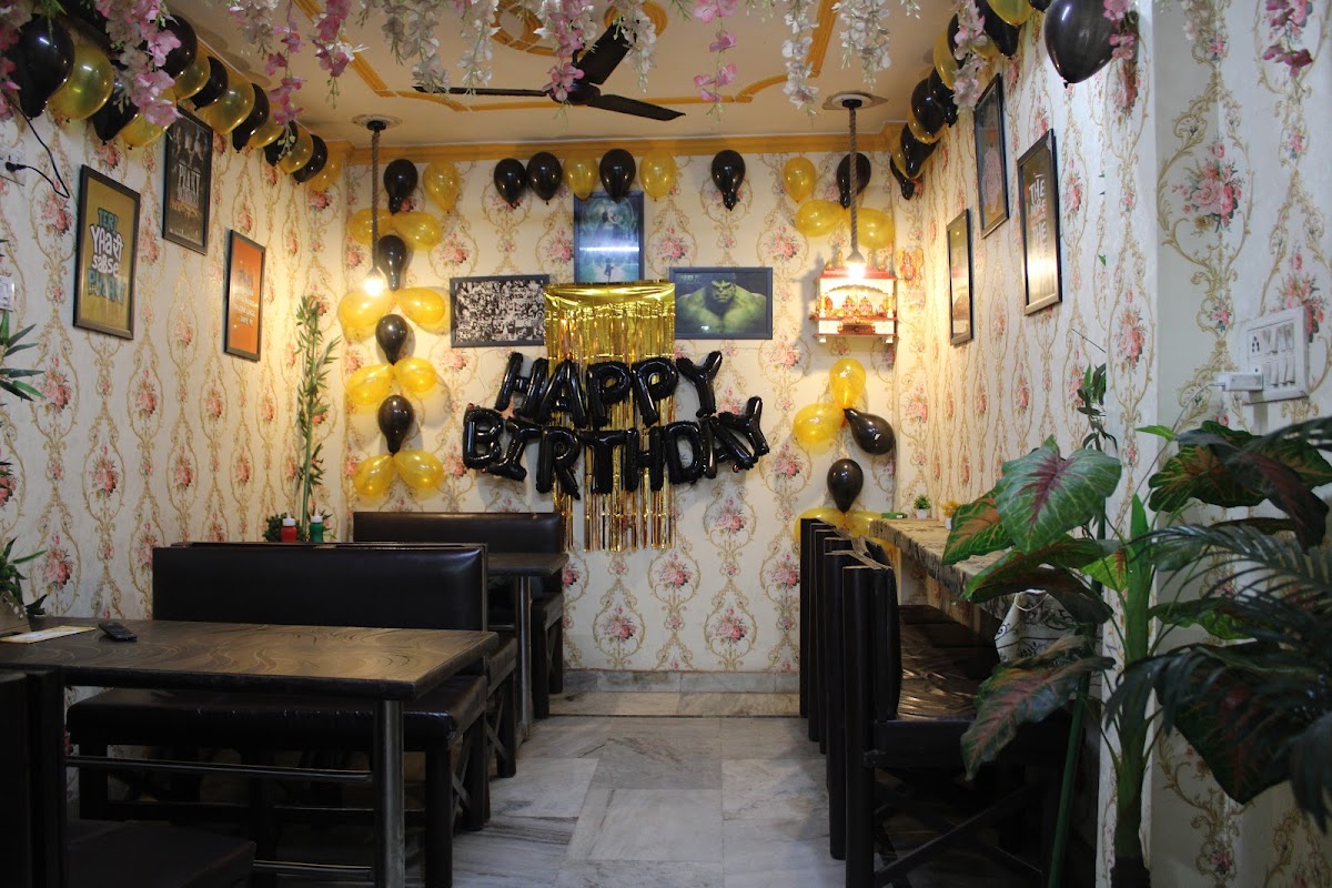 Masha's cafe & restaurant, Lucknow - Cafe / Coffee Shop / Tea in Triveni Nagar, Lucknow