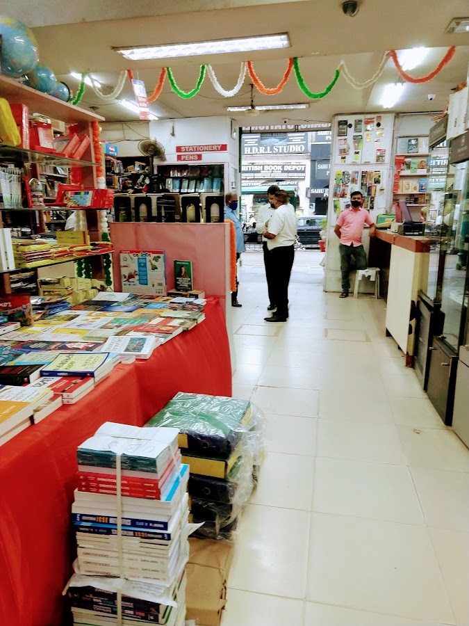 Universal Booksellers