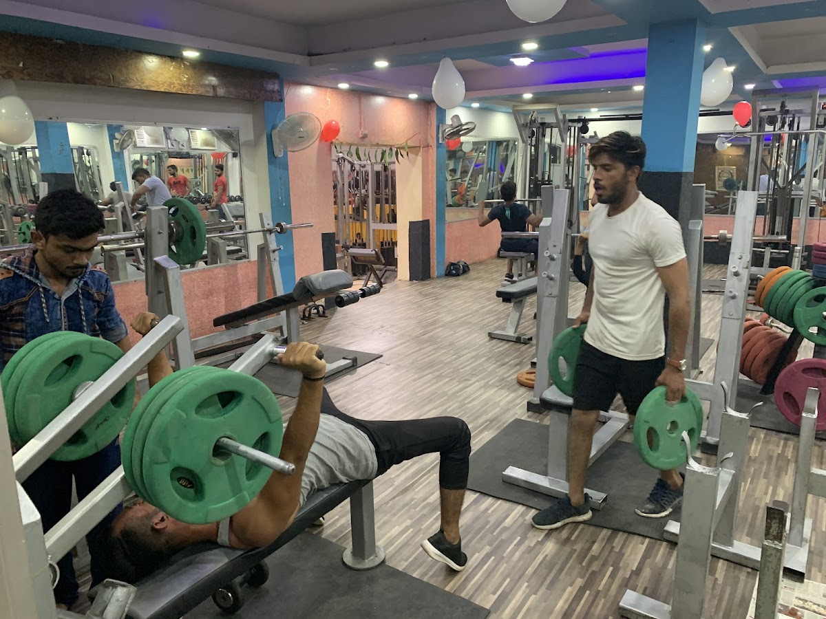 Iron Life Fitness Club - Gym in Aishbagh, 