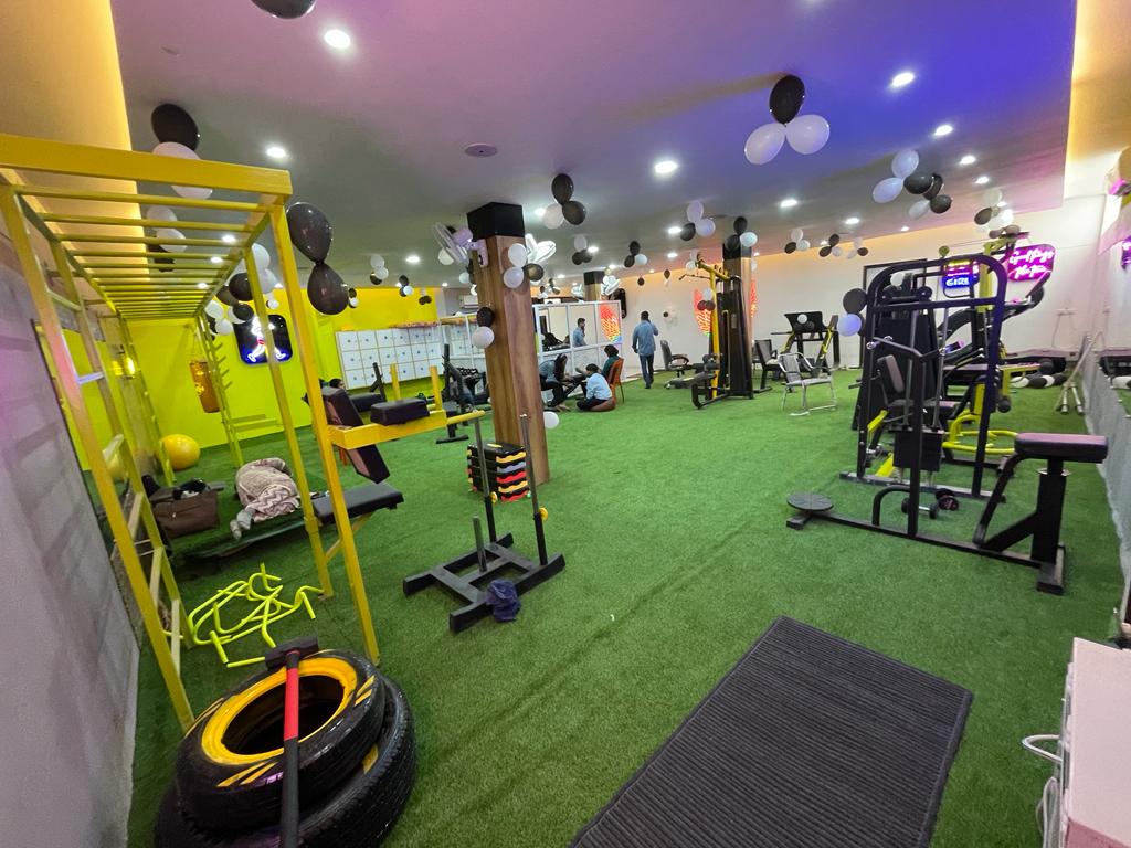 Hustle Fitness Women’s Gym - Gym in Aishbagh, 