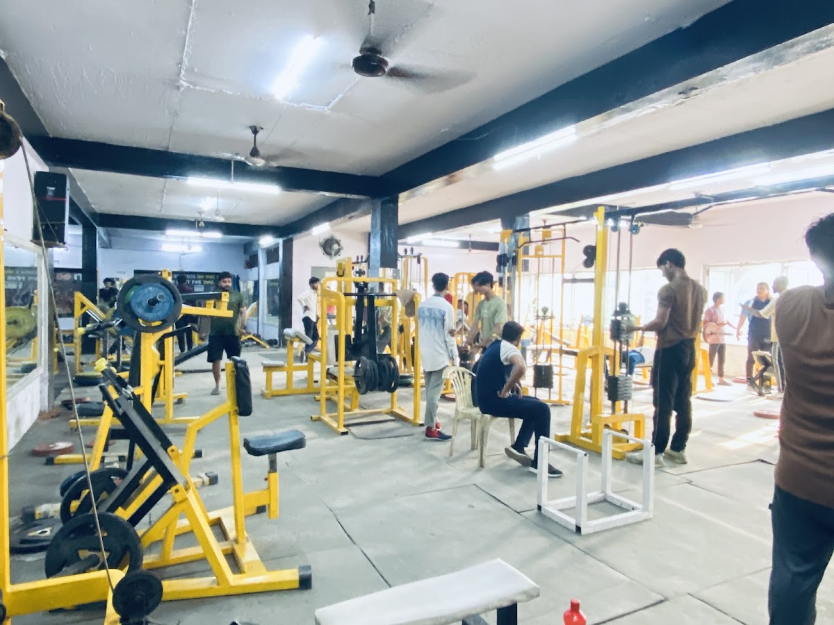 Surya Health Centre - Gym in Mahanagar, 