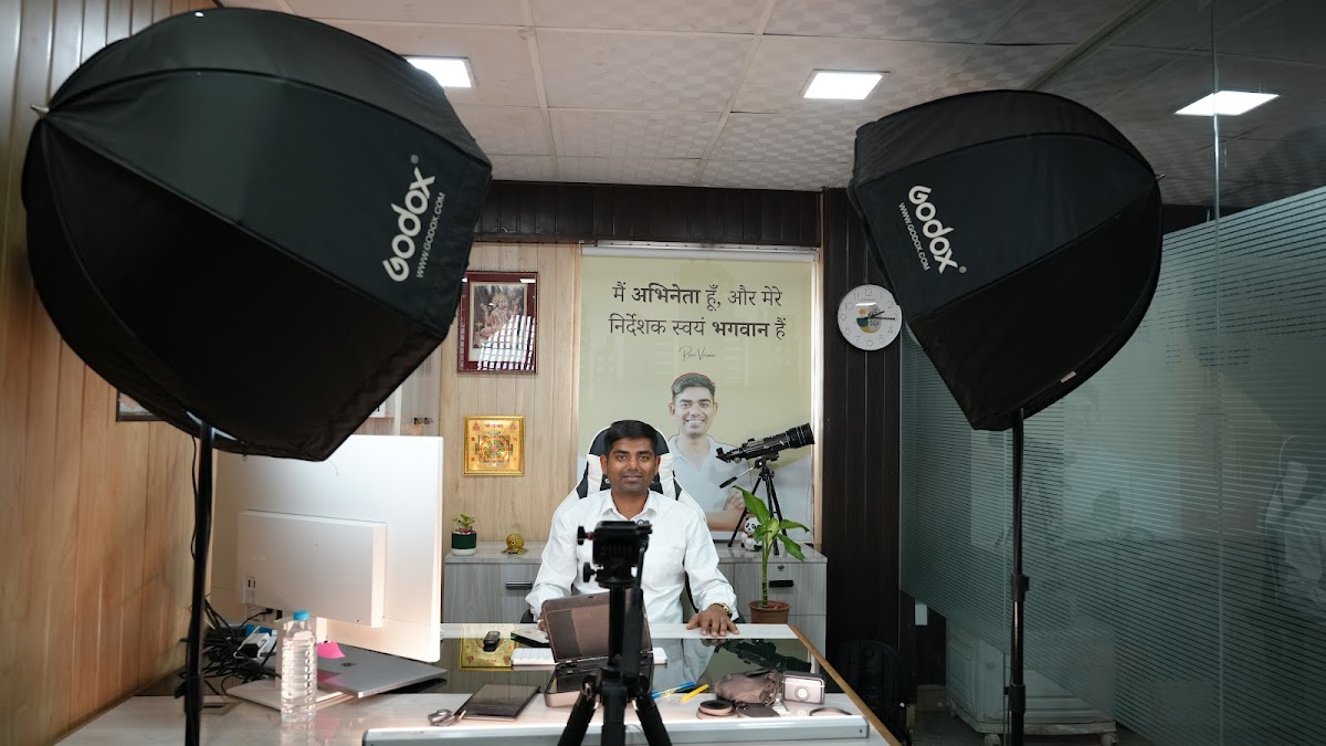 Pre Tutorials – Training Center for Digital Marketing Course - Coaching Centre in Hazratganj, 