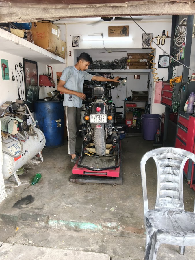 Balaji Automotive - Car Repair in chauraha, 