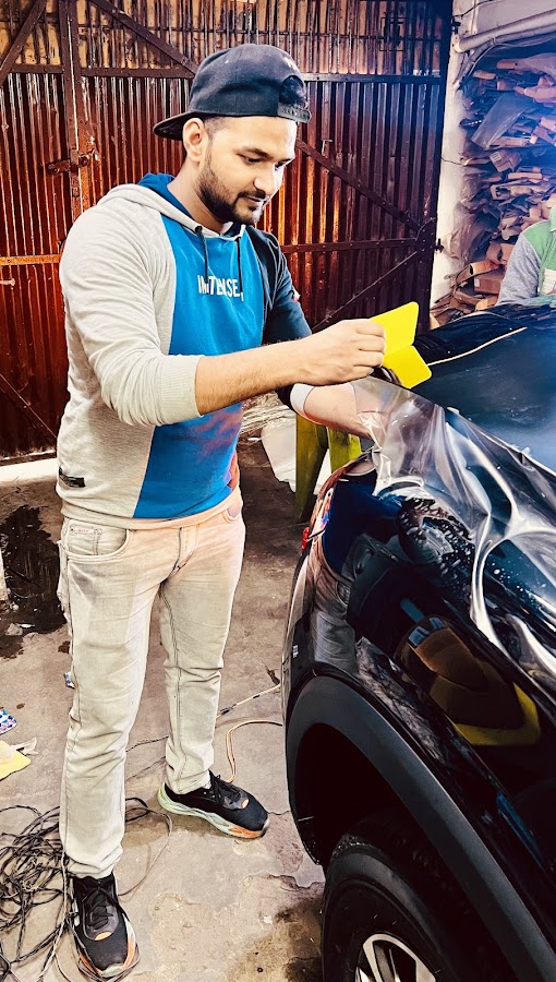 Saomya Loan - Car Repair in Lalbagh, 