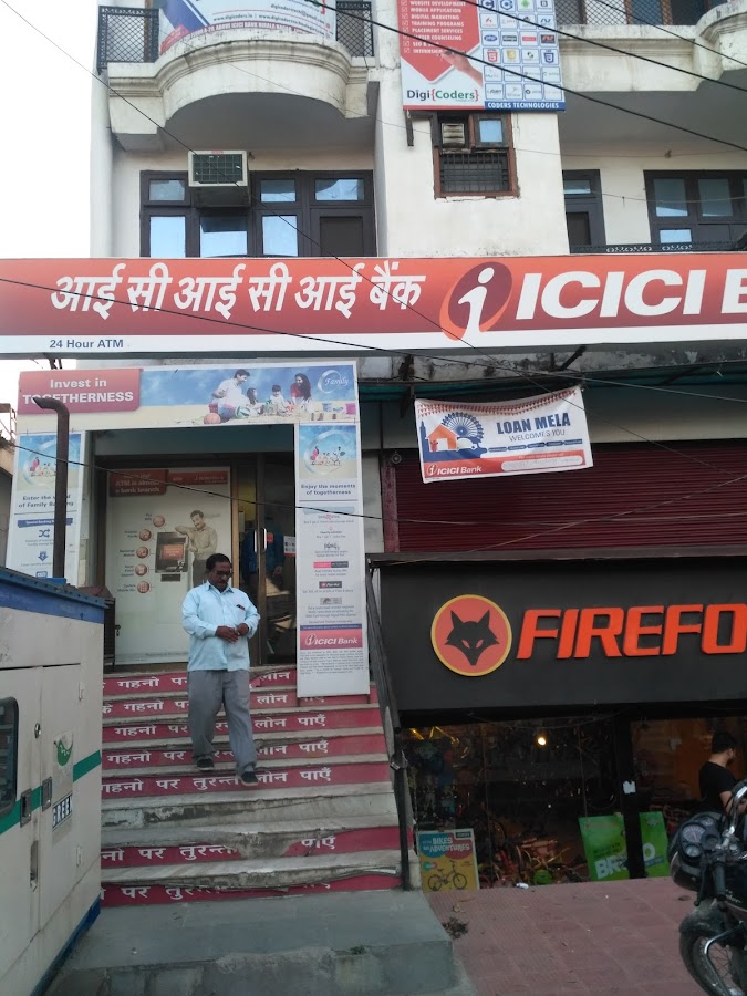 ICICI Bank Ltd., Nadan Mahal Road - Bank in Kundari Rakabganj, 