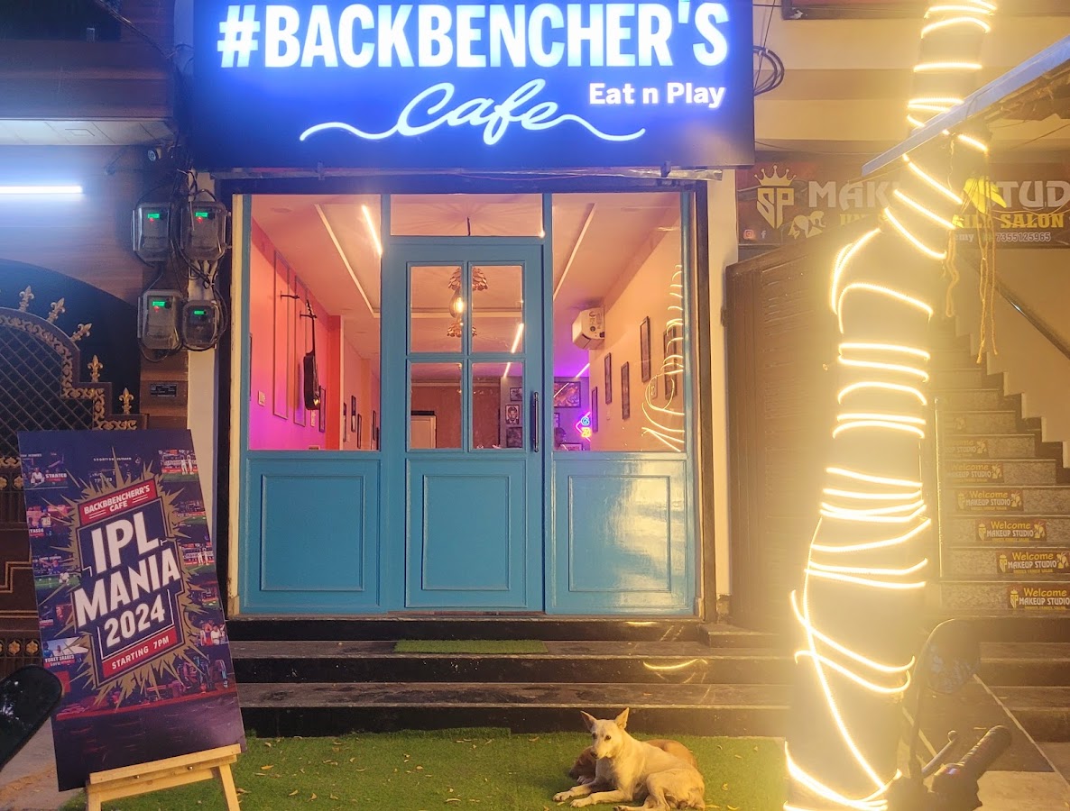 Backbencher's Cafe - Cafe / Coffee Shop / Tea in Ashiyana, 