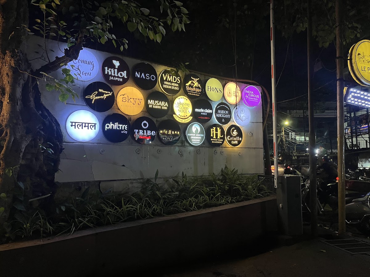 Third Wave Coffee - Cafe / Coffee Shop / Tea in Hazratganj, 