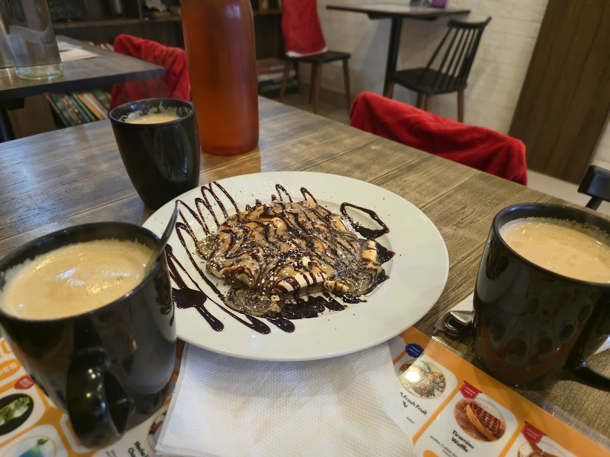 Uncle Peter's Pancakes & Cafe - Cafe / Coffee Shop / Tea in Ashiyana, 