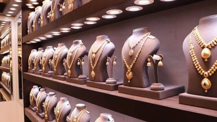 Kalyan Jewellers - Jewellers in Hazratganj, 