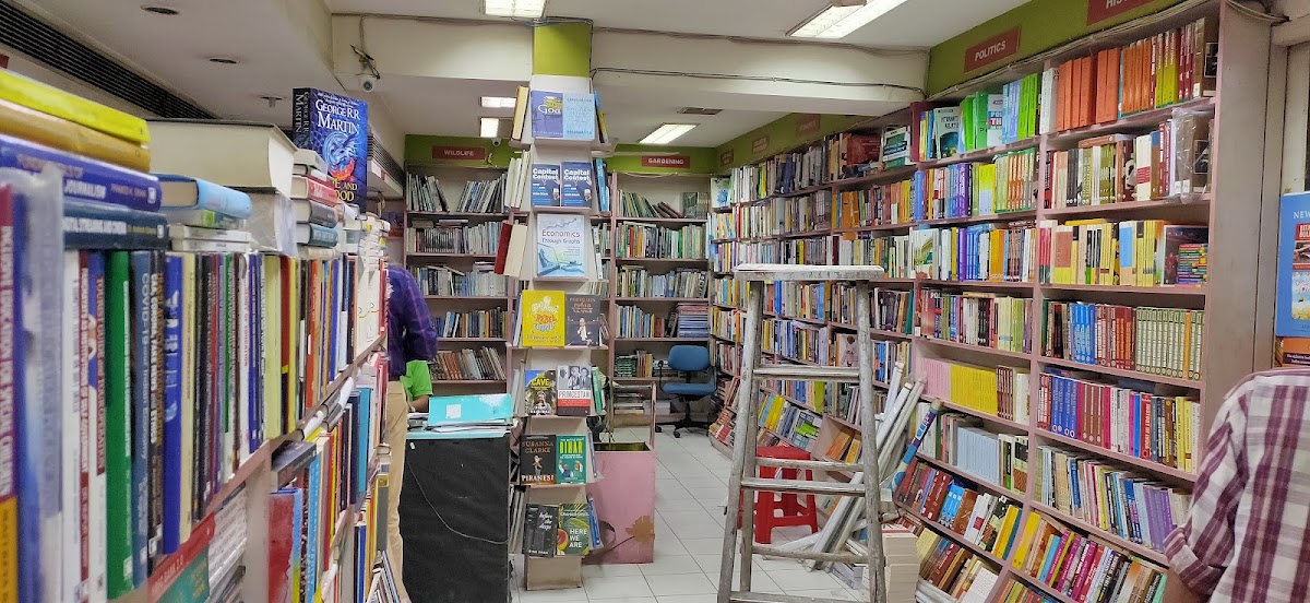 Universal Booksellers - Book Store in Hazratganj, 