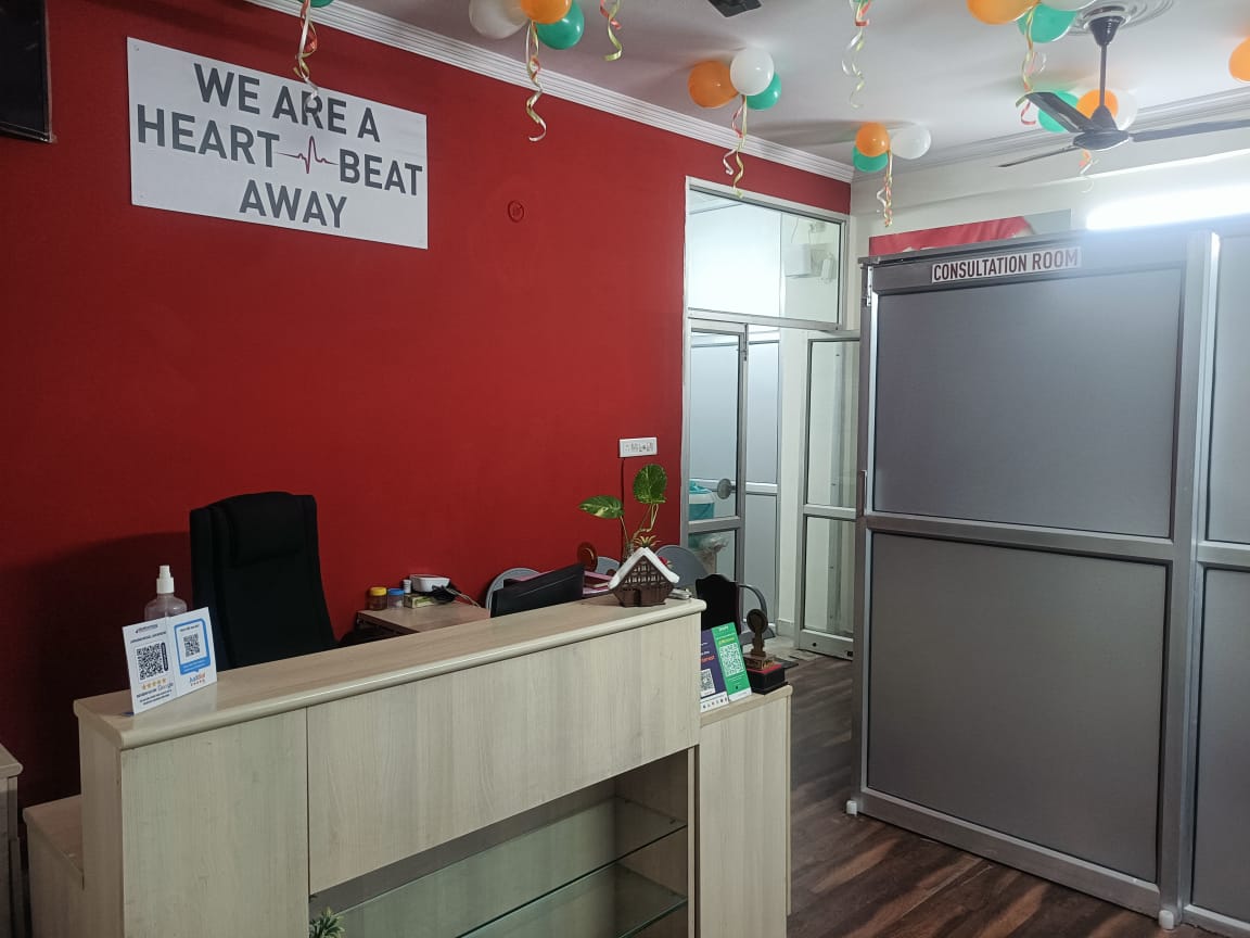 Madhavbaug Clinic - Clinic in Butler Palace Chauraha, 