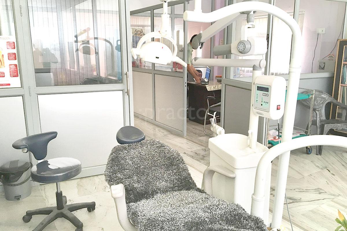 My Smile Artist Dental Clinic - Clinic in Kaiser Bagh, 