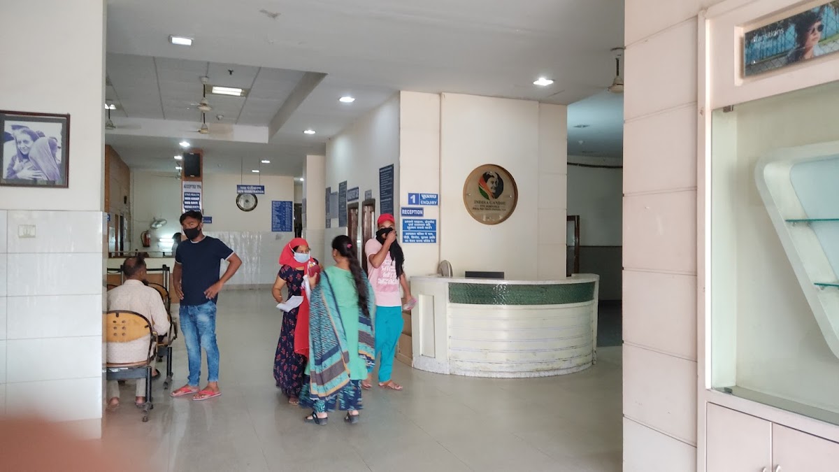 Indira Gandhi Eye Hospital - Clinic in Kaiser Bagh, 