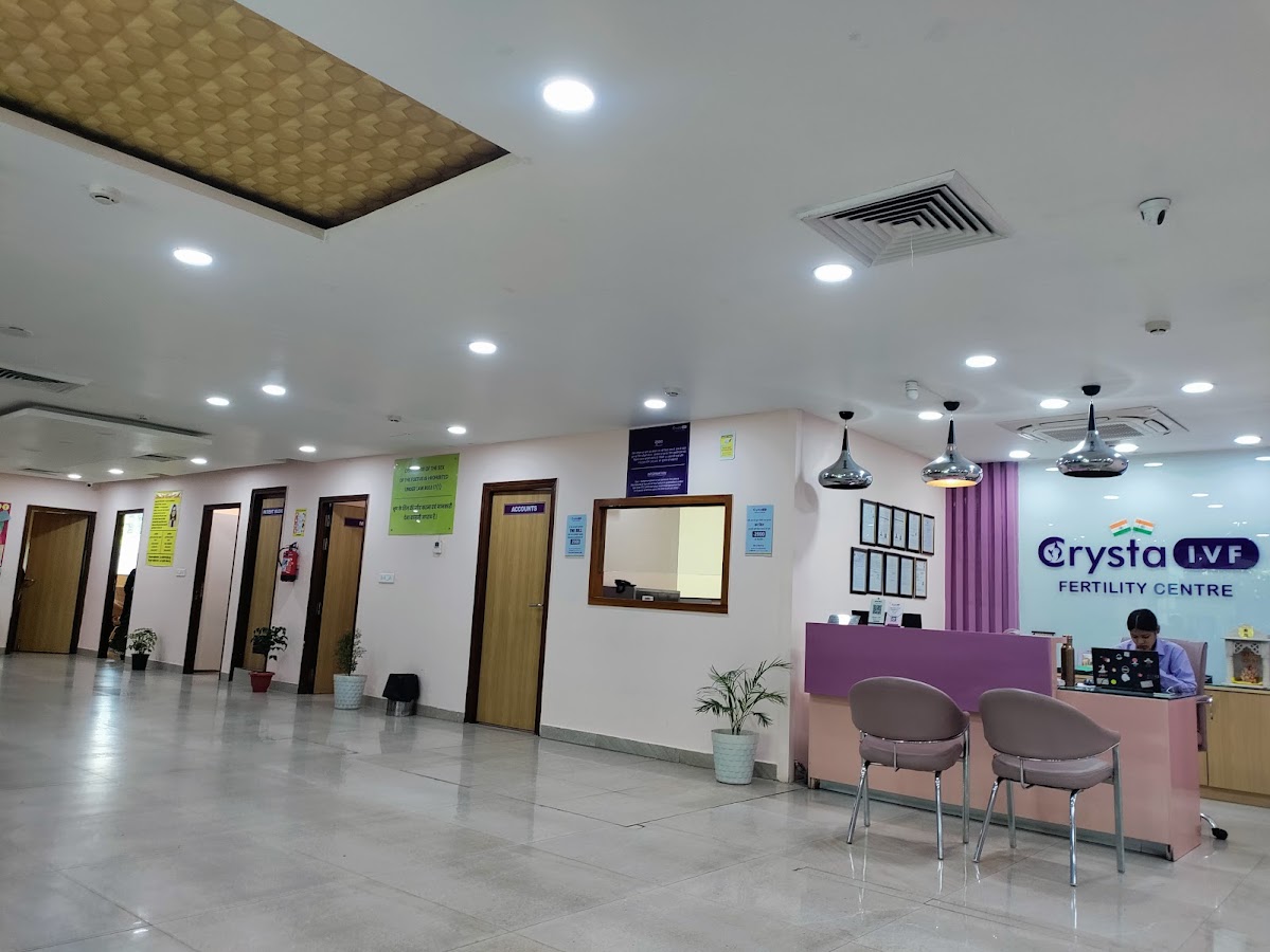 Crysta IVF Fertility Centre - Clinic in Hazratganj, 