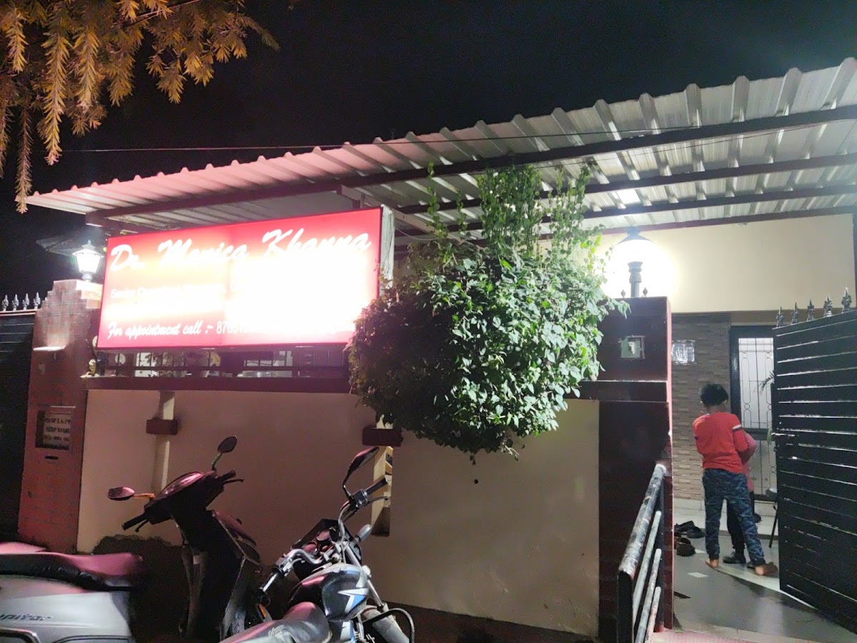 Dr. Monica Khanna's Clinic - Clinic in Vikas Nagar, 