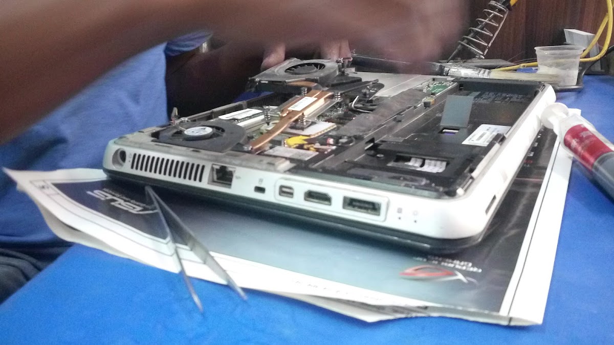 Vikash Laptop Care Refurbished Laptop