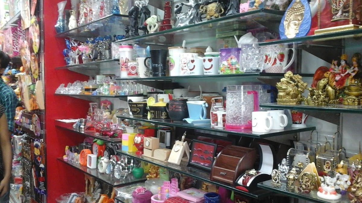 Paris Gift Corner