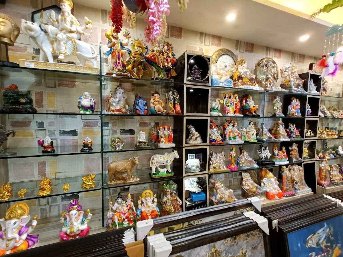 Singapore Home Decor "Gifts & Toys"