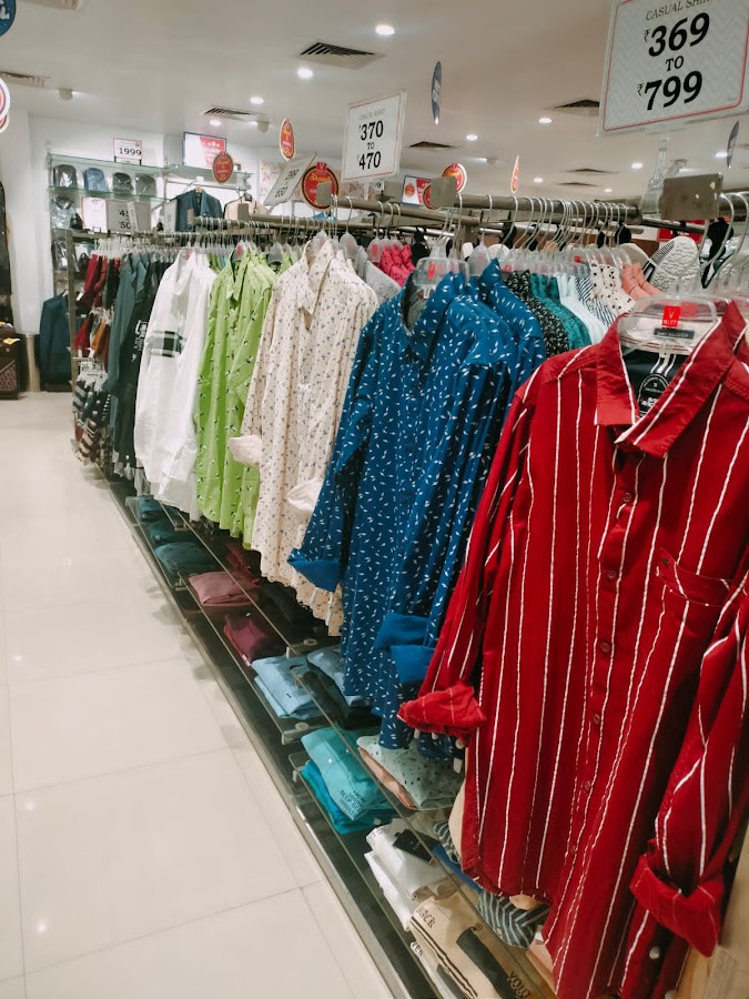 V-Mart - Arjunganj