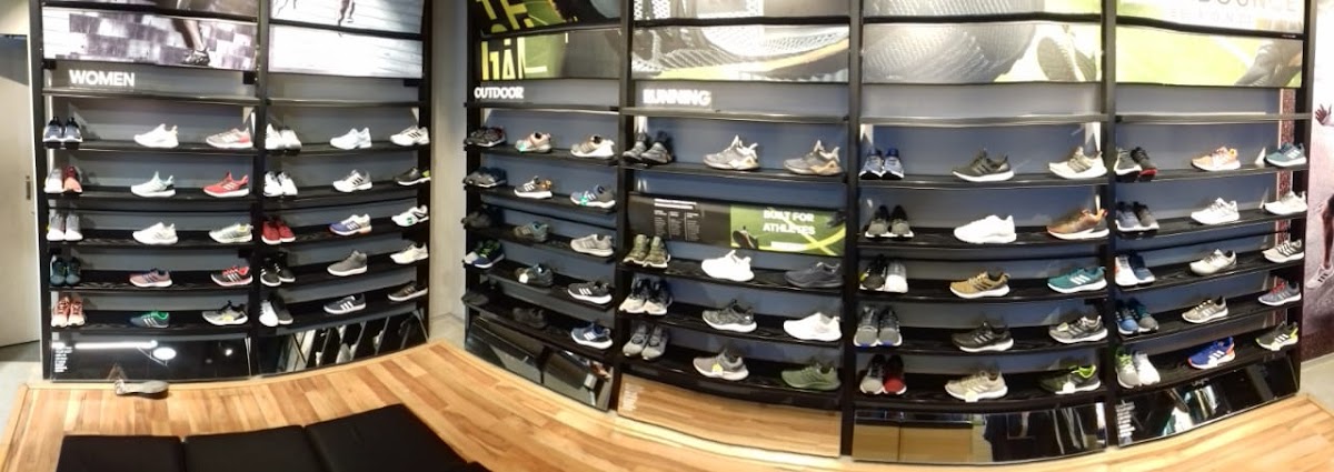 Adidas Store