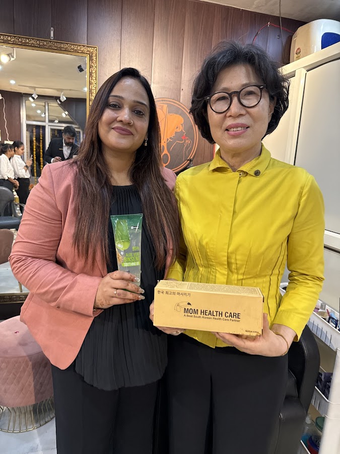Korean Beauty Salon Curls n Scissors By Tanya Mishra